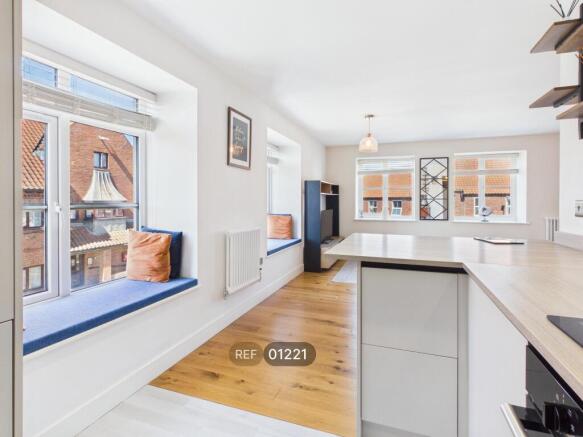 Kitchen/Living area