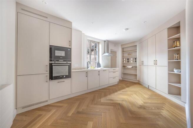 Cropthorne Court, 20-28 Maida Vale, Maida Vale, London, W9 photo 4