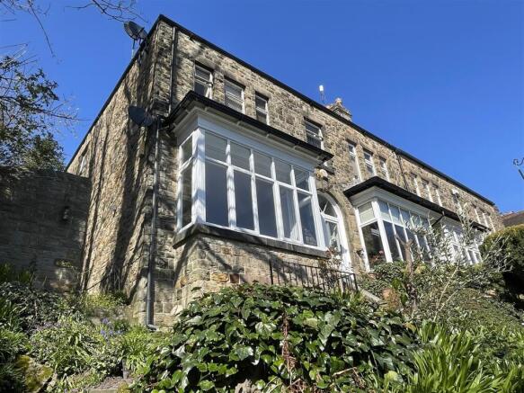2 bed Duplex to rent Image 12