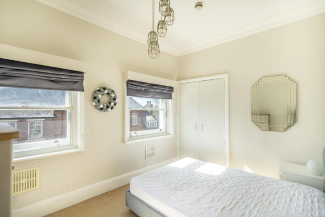 1 bed Apartment for sale Image 8