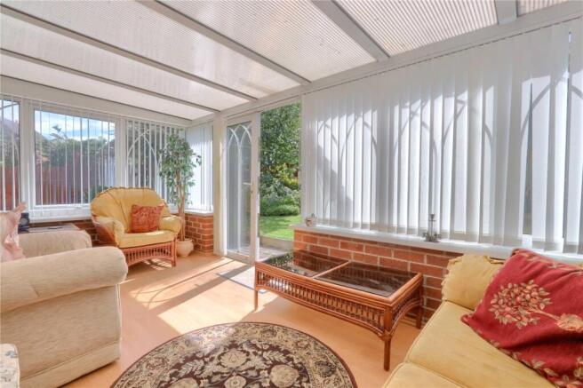 2 bed Bungalow for sale Image 7