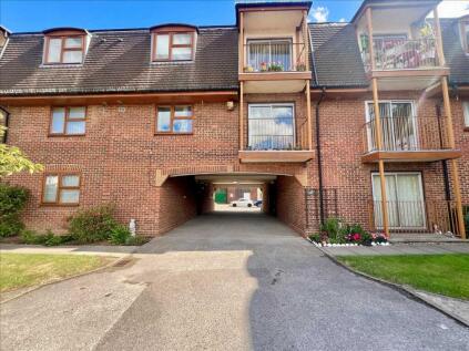 Portchester Court, Chalkwell Park Drive, Leigh on Sea