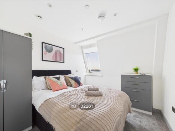 1 bed Apartment to rent Image 9