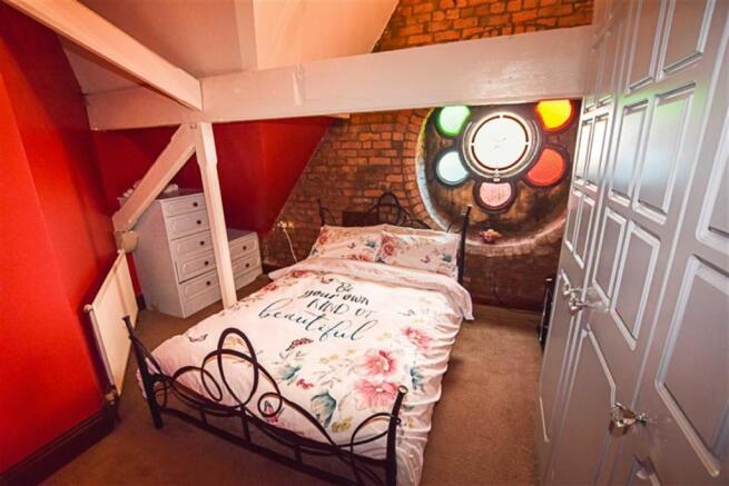 BEDROOM (4)