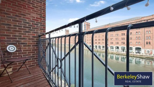 Balcony (2)