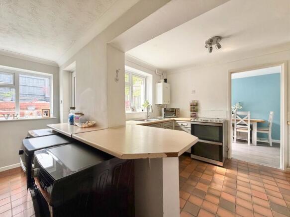Kitchen/Breakfast Room