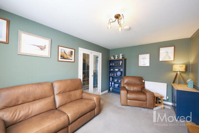 4 bed Detached for sale Image 8