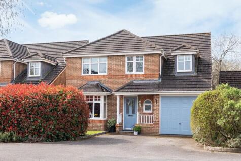 Westlees Close, North Holmwood, Dorking