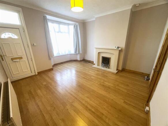 2 bed Terraced for sale Image 5