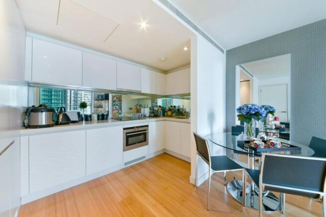 PAN PEN - EAST TOWER