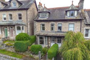 74, Gillinggate, Kendal LA9 4JB