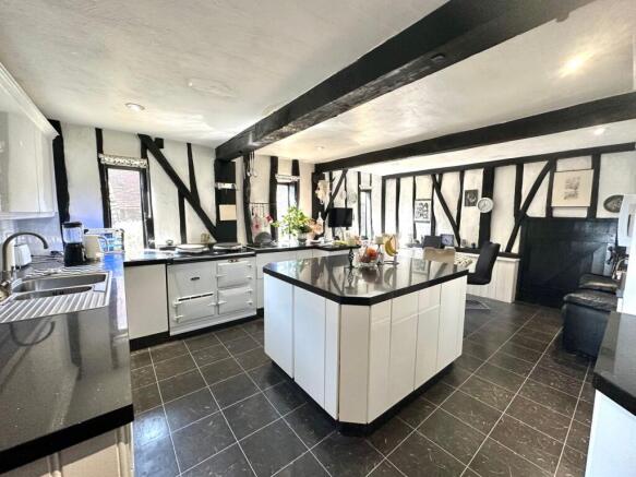 Rignall Road, Great Missenden, HP16 photo 4
