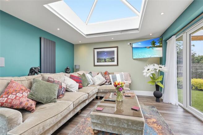 3 bed Bungalow for sale Image 5