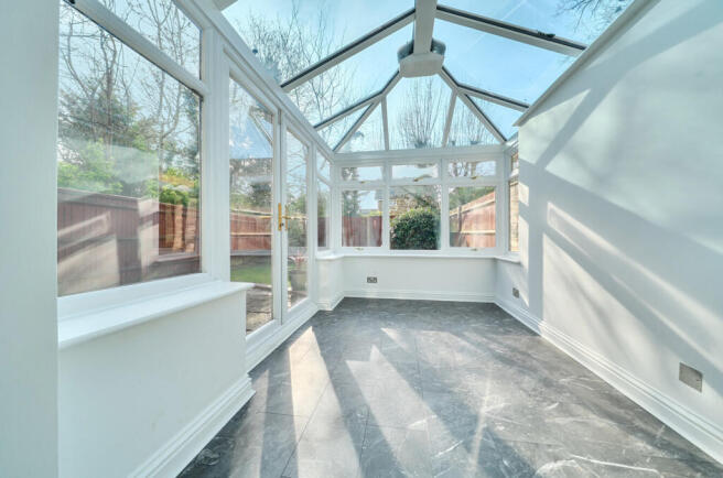 1433845-1-69bd13f...