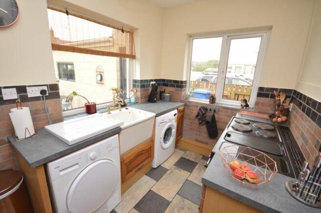 Kitchen pic 3