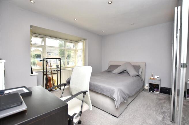 2 bed Semi-Detached for sale Image 5