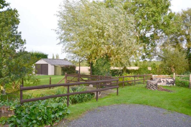 Garden pre gate