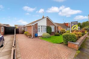 33, Cedar Avenue, Sutton, Runcorn WA7 3ET