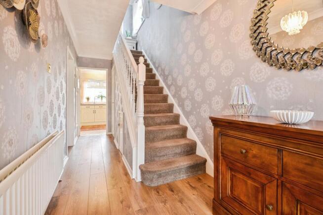 3 bed Semi-Detached for sale Image 10