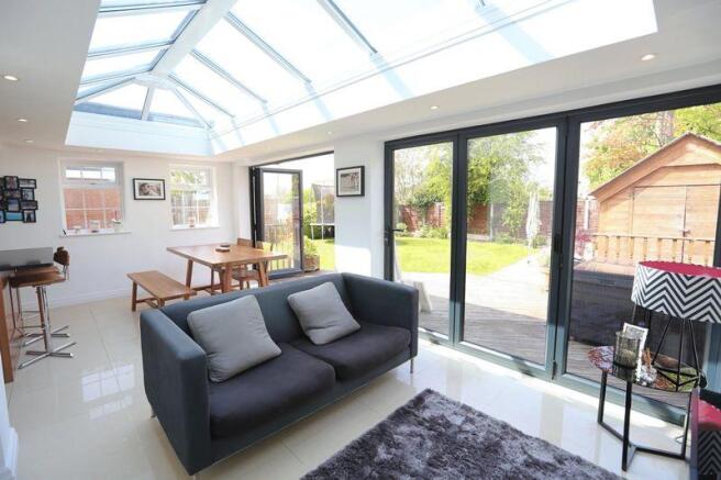 Open Plan Sitt...