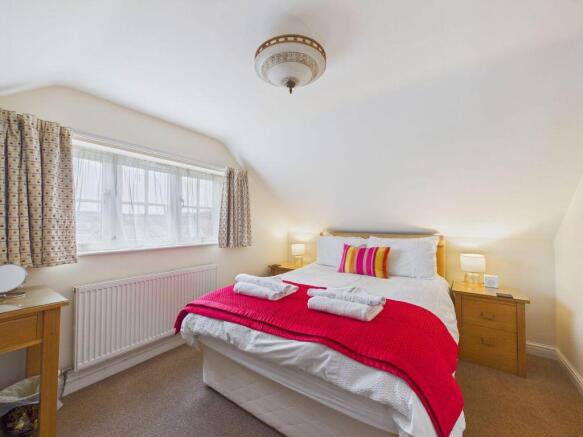 2 bed Cottage for sale Image 9