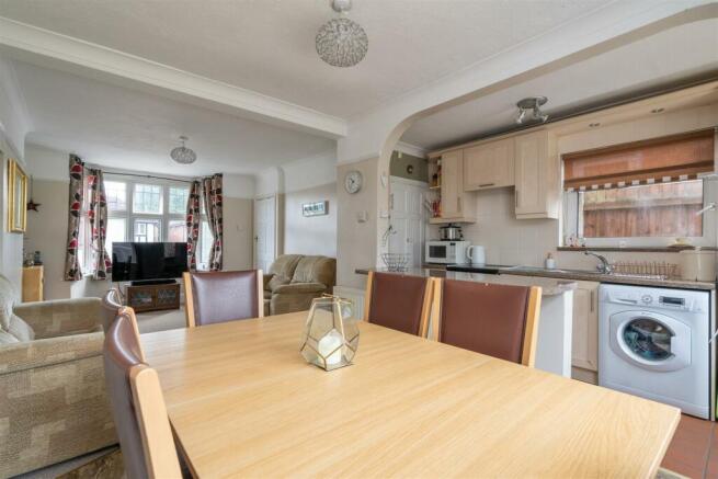 165 Wagon Lane, Solihull,  B92 7PA_8.jpg
