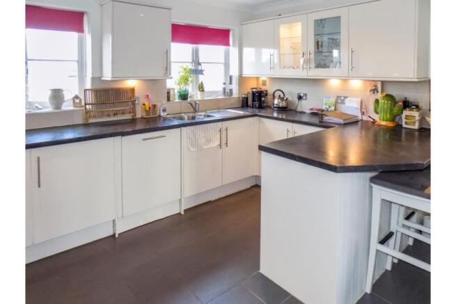 Kitchen/Breakfast