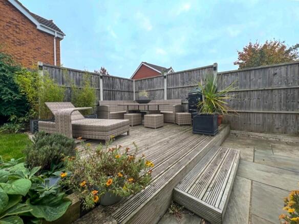 Sun Desking - South Facing Area