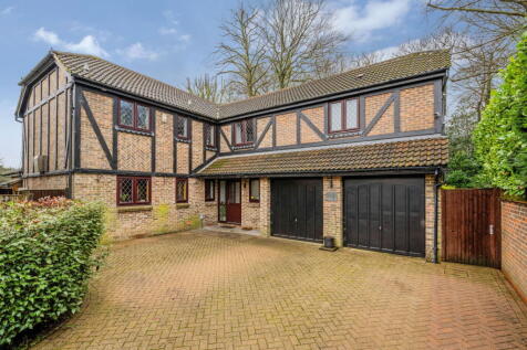 Harpurs, Tadworth, KT20 5UD
