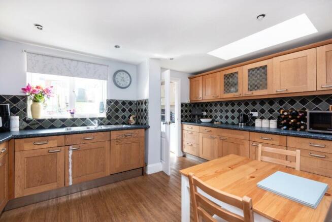 8 Lymore Avenue, Bath BA2 1BA-10.jpg