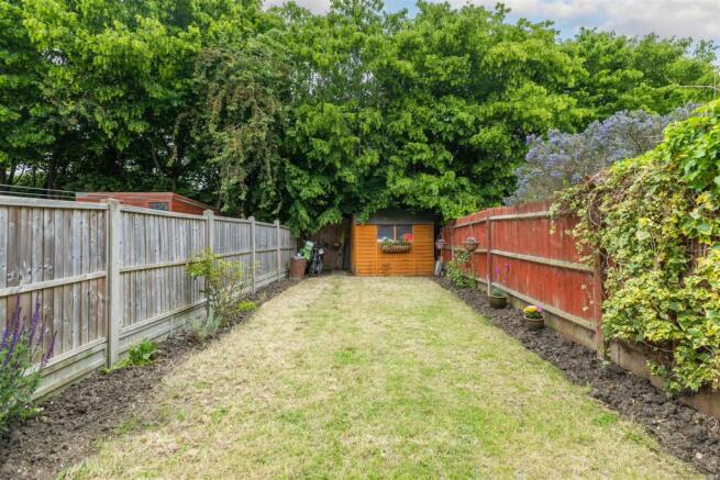 Garden 15m long