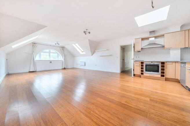 Kitchen/Lounge