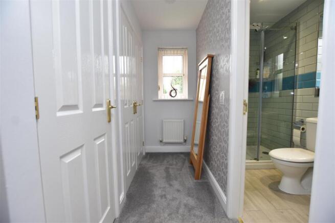 DRESSING AREA