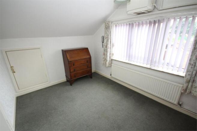 Study off Bedroom