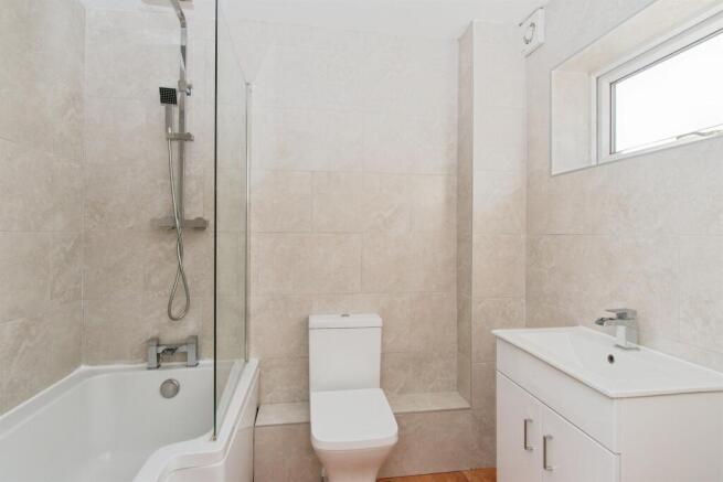2 bed Semi-Detached for sale Image 7