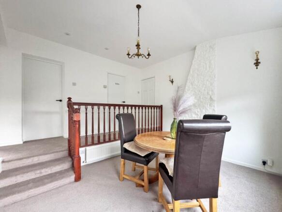 4 bed Detached Bungalow for sale Image 10