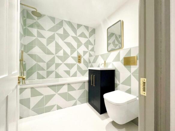 Malden Road Apartments - Bathroom.jpg