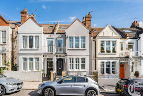 Montague Road, N8