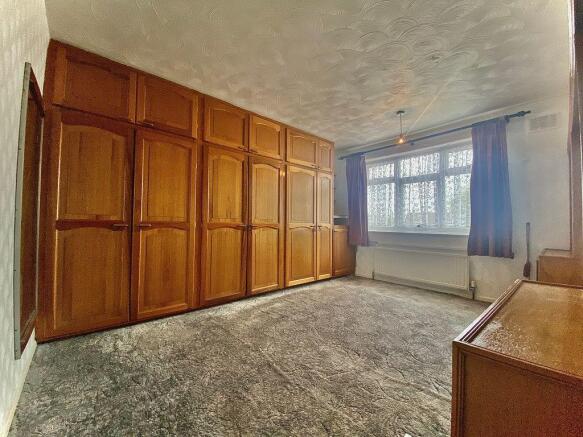 Bedroom 1 (Double)