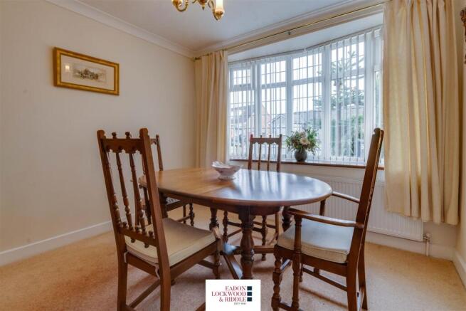 2 bed Detached Bungalow for sale Image 9