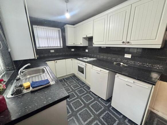 2 bed Terraced for sale Image 4