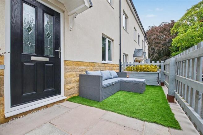 3 bed Terraced for sale Image 9