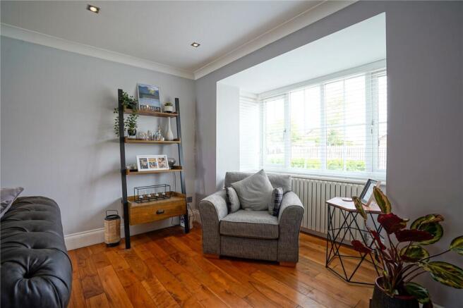 4 bed Detached for sale Image 8