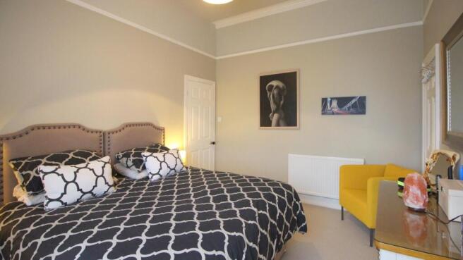 2 bed Flat to rent Image 7