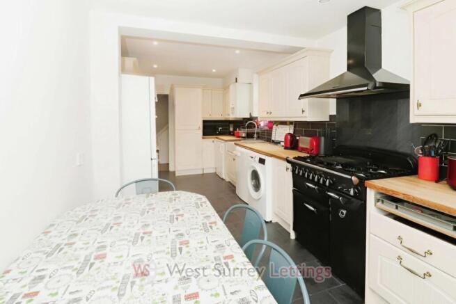 editedimage-16f4f762-0af2-4a13-aaf7-80ea850f4982 2