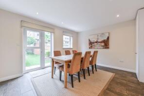1, Bedser Close, London SE11 5BE