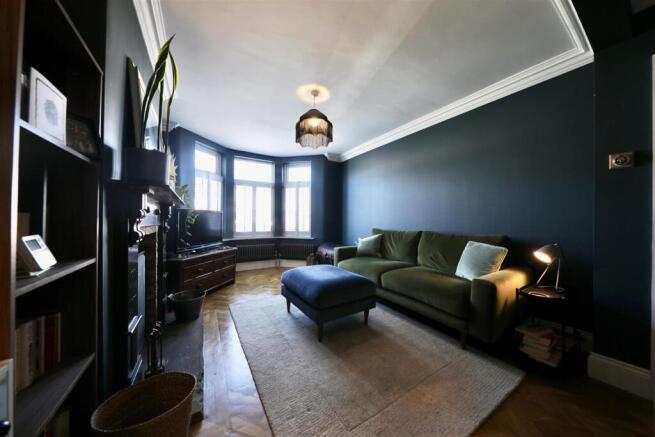 3 bed Terraced for sale Image 8