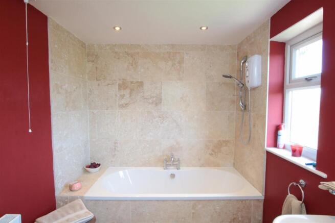 HOUSE BATHROOM