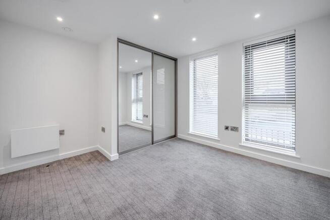 2 bed Flat to rent Image 8