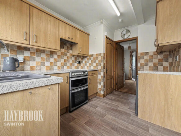 3 bed Semi-Detached for sale Image 9